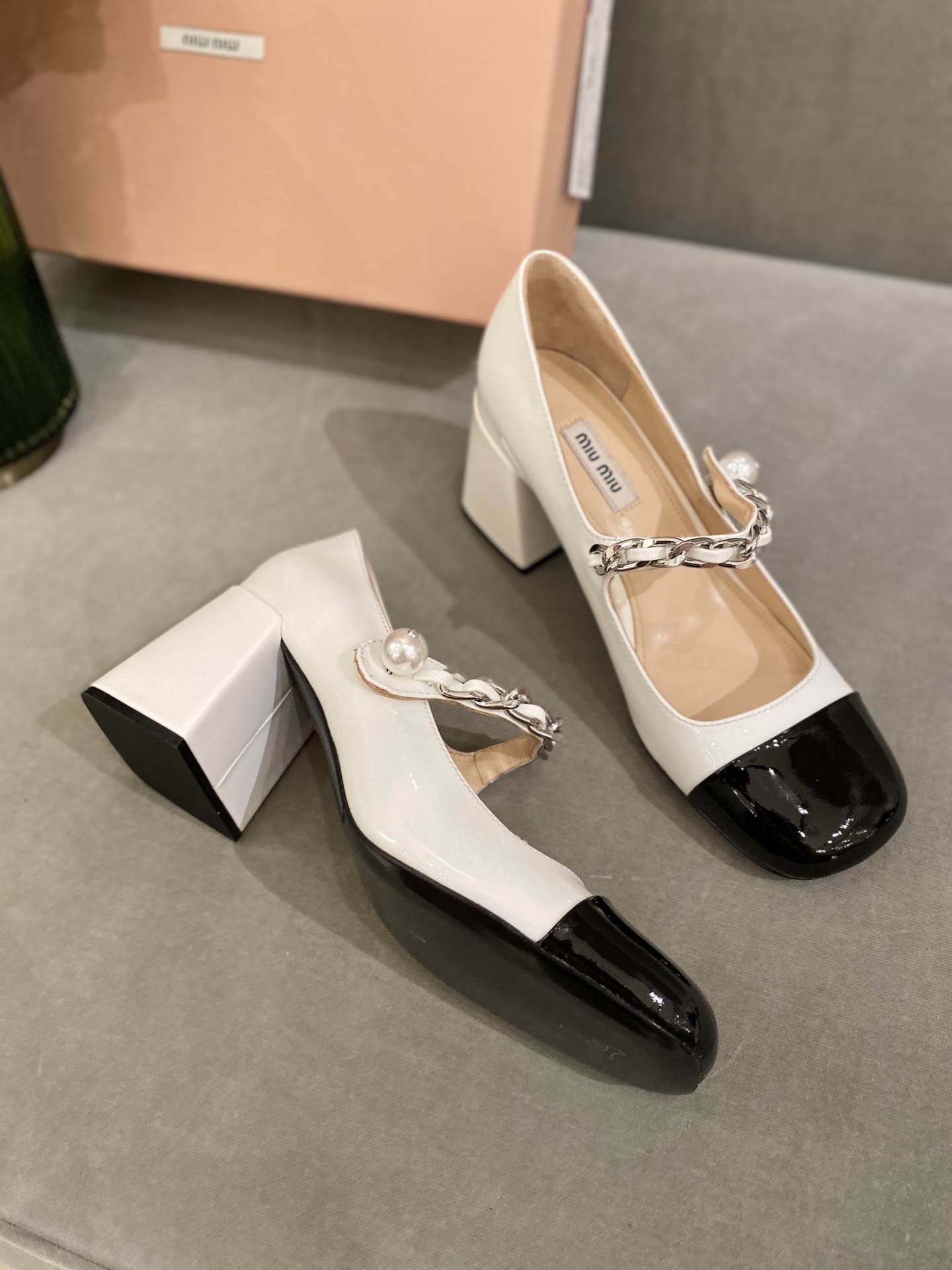 Women's high heels